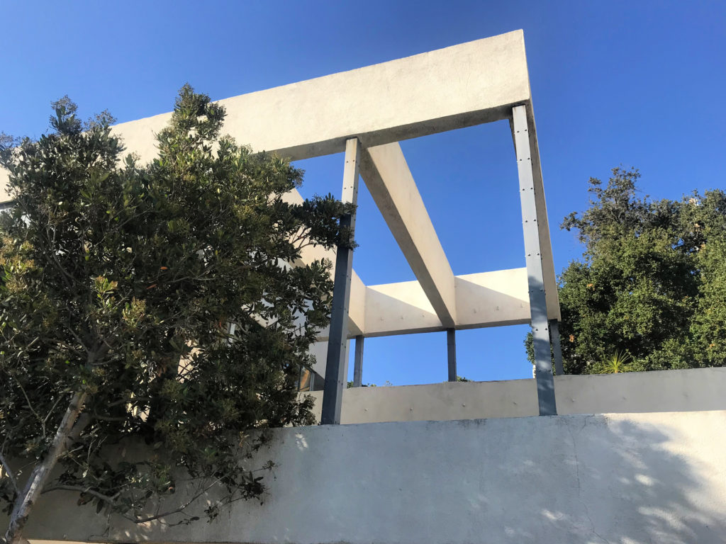 Architectural details of the Lovell House gscinparis