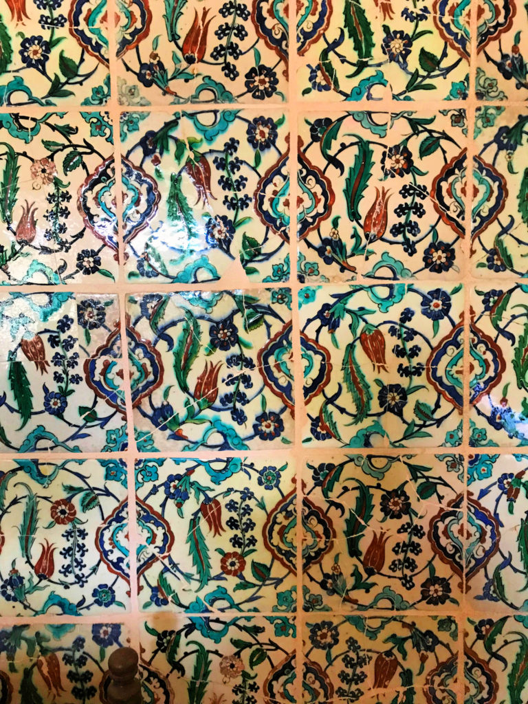 Shangri La Honolulu Tile gscinparis