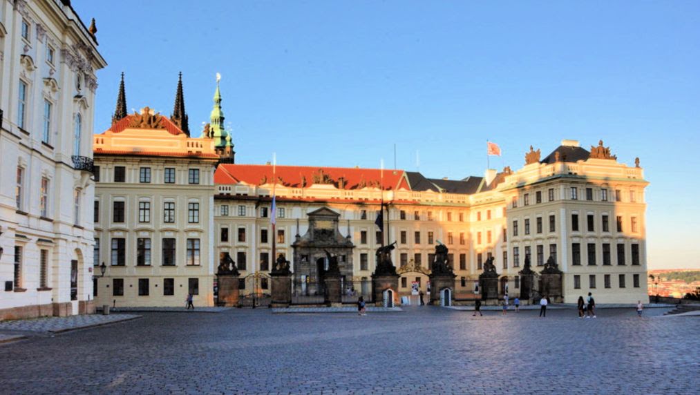Prague_Castle_1_gscinparis