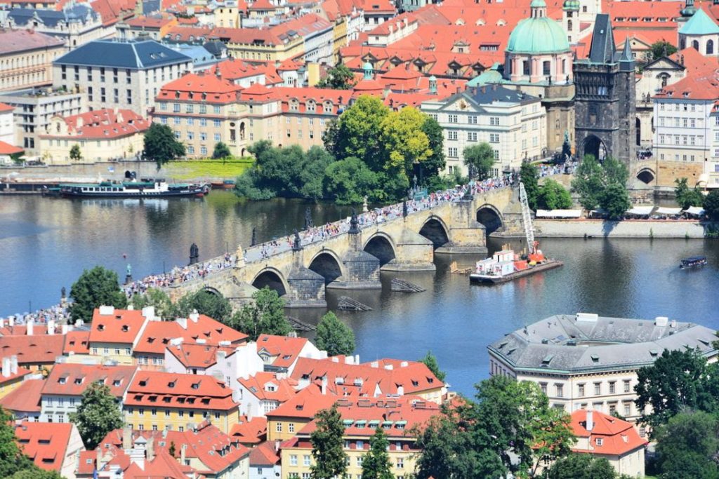 Prague_View_CharlesBridge_gscinparis