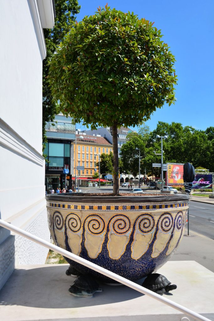 Decorative planter in the Jugenstil/ Art Nouveau style