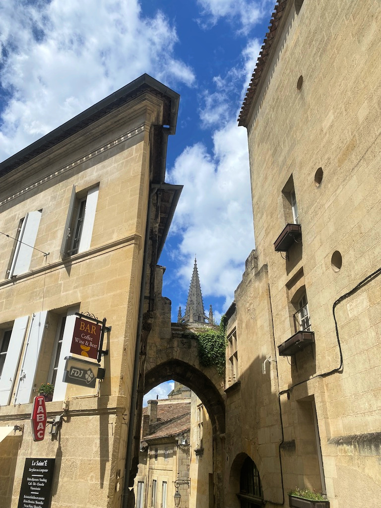 Rooftop views of Saint-Émilion, France gscinparis