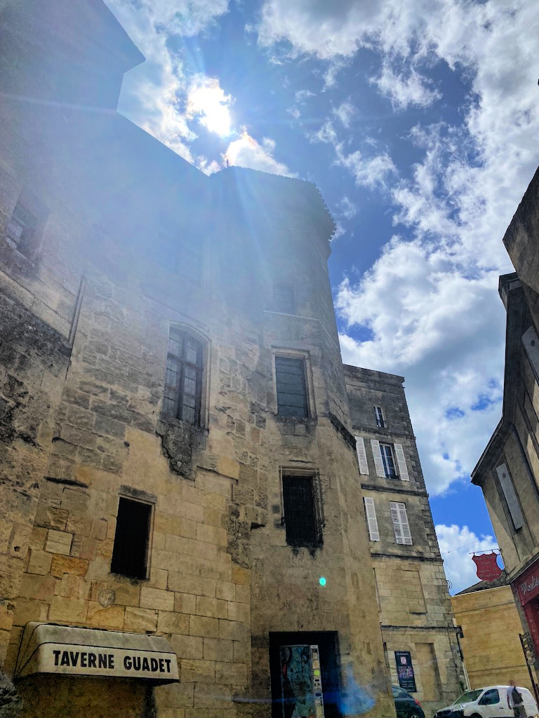 Sunshine on the town of Saint-Émilion, France gscinparis