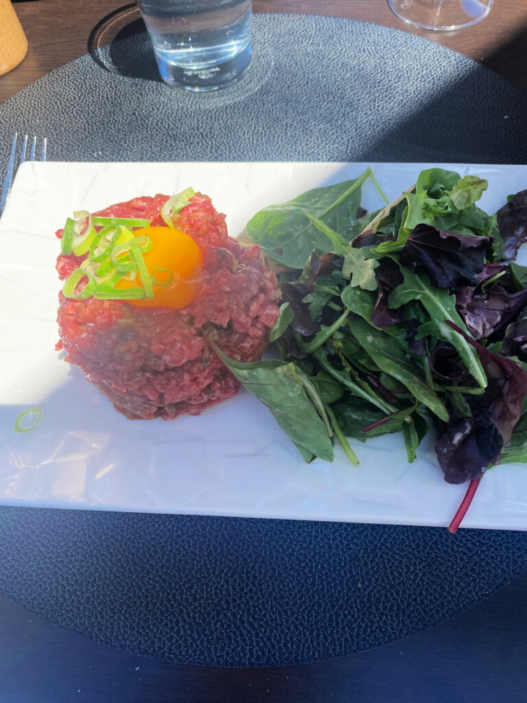 Beef tartare in Arcachon gscinparis