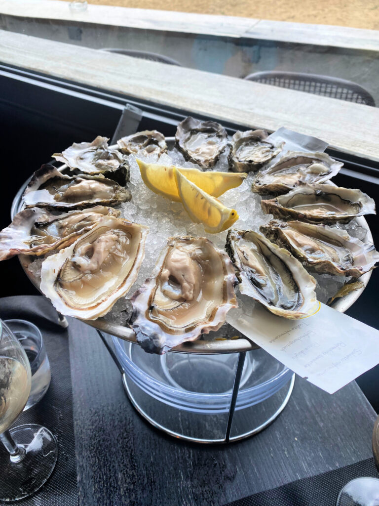 More oysters at L'Auberge du Bassin in Lège-Cap-Ferret gscinparis