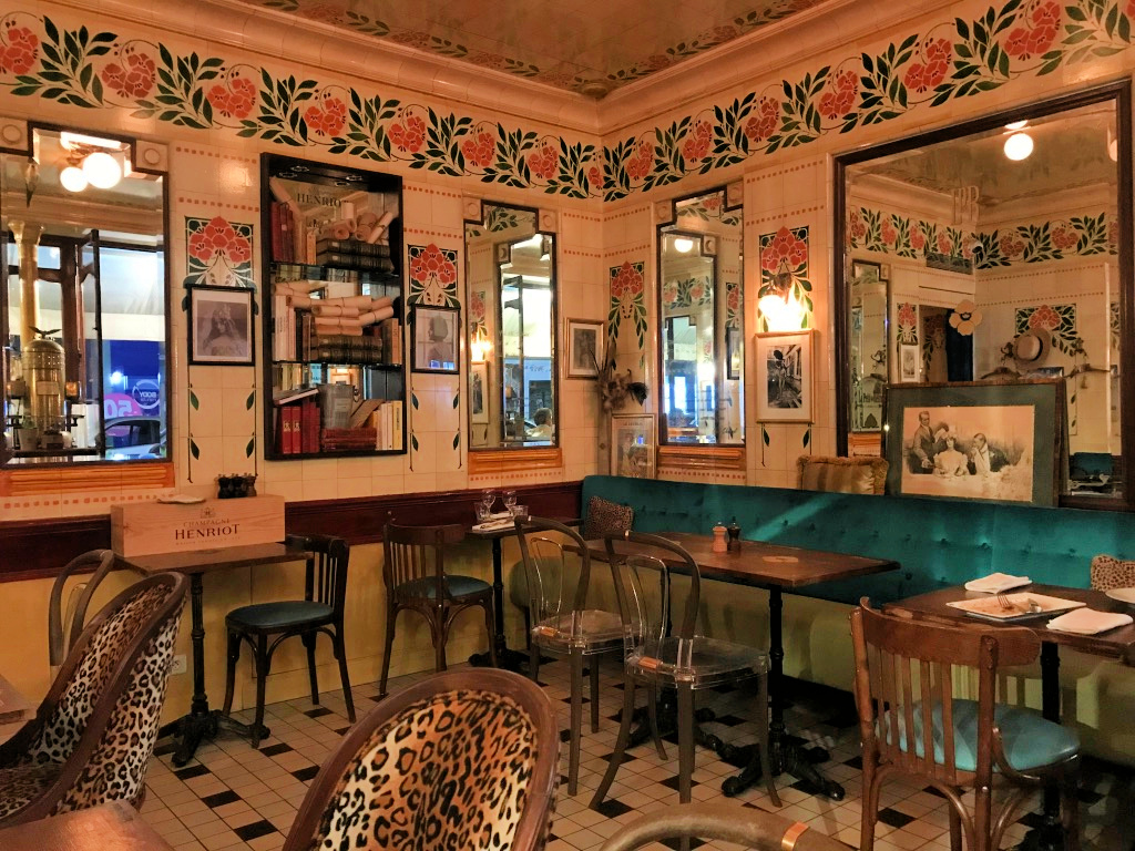 Art Nouveau interior of Le Petit Retro gscinparis