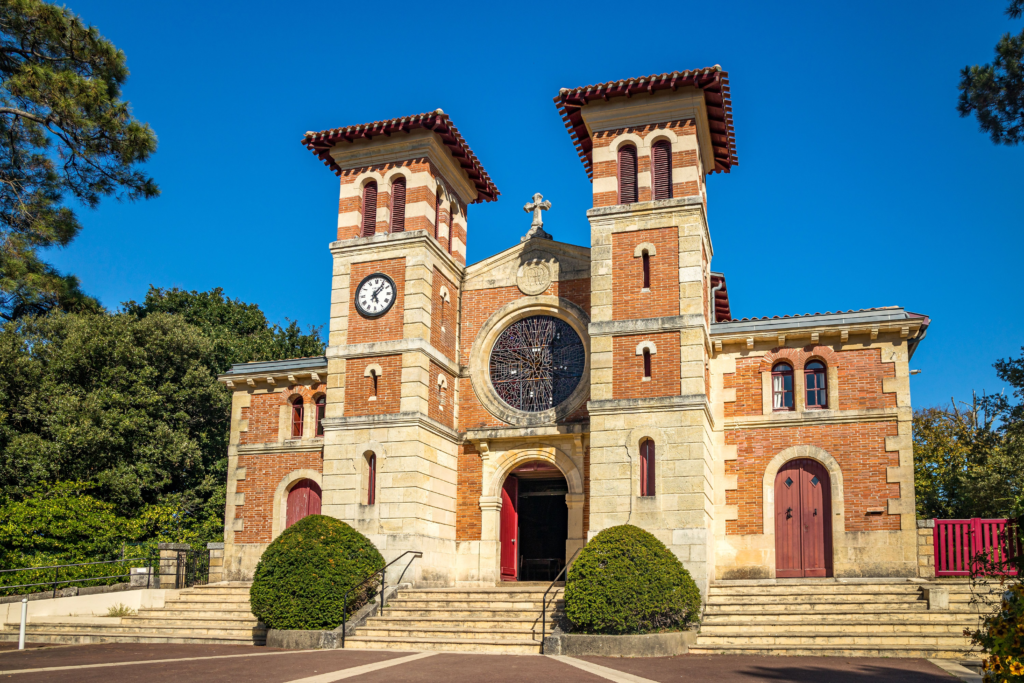 Eglise Notre Dame des Passes church in Arcachon on summer day