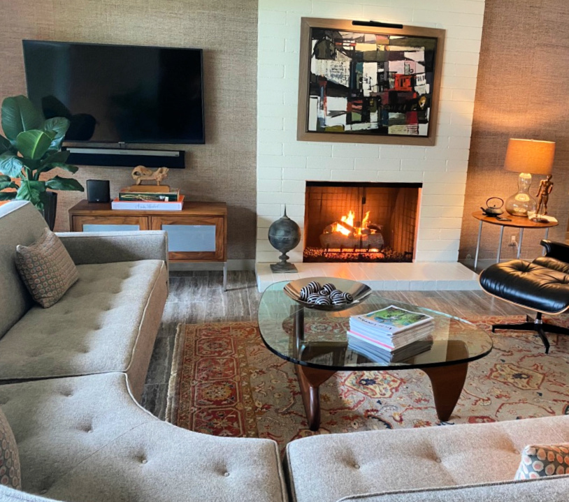 Noguchi coffee table spotted along the Indian Canyons Home Tour gscinparis