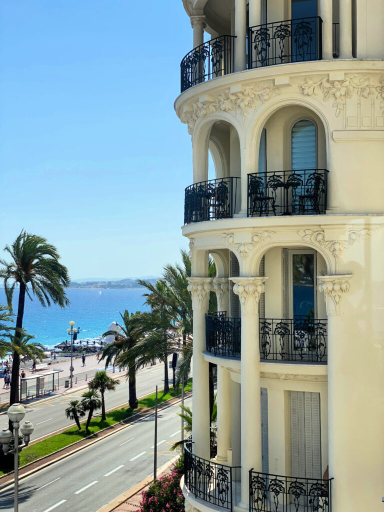 Hotel Negresco - Room View