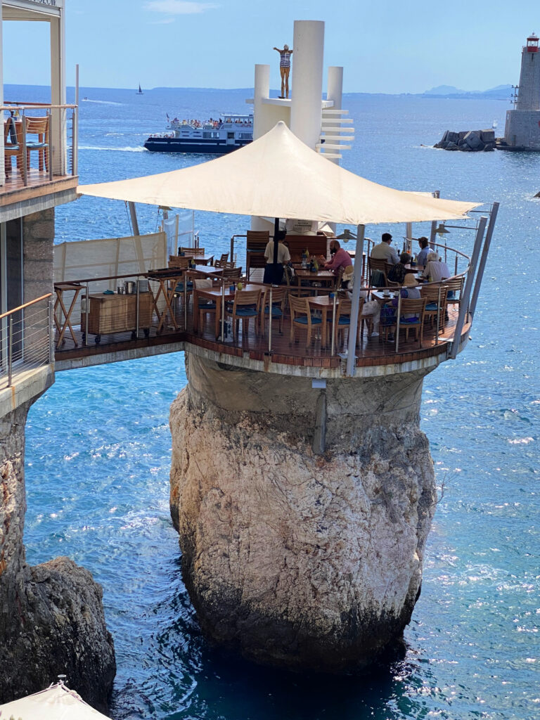 Le Plongeoir Restaurant in Nice, France gscinparis