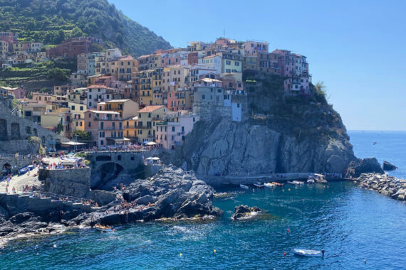 Between Riomaggiore and Manarola, Cinque Terre, Italy (copyright, gscinparis)