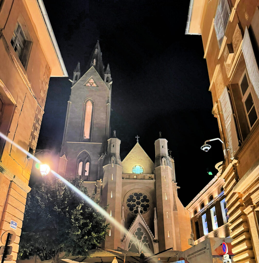Église de Saint Jean de Malte, Aix-en-Provence, South of France (copyright gscinparis, LLC)