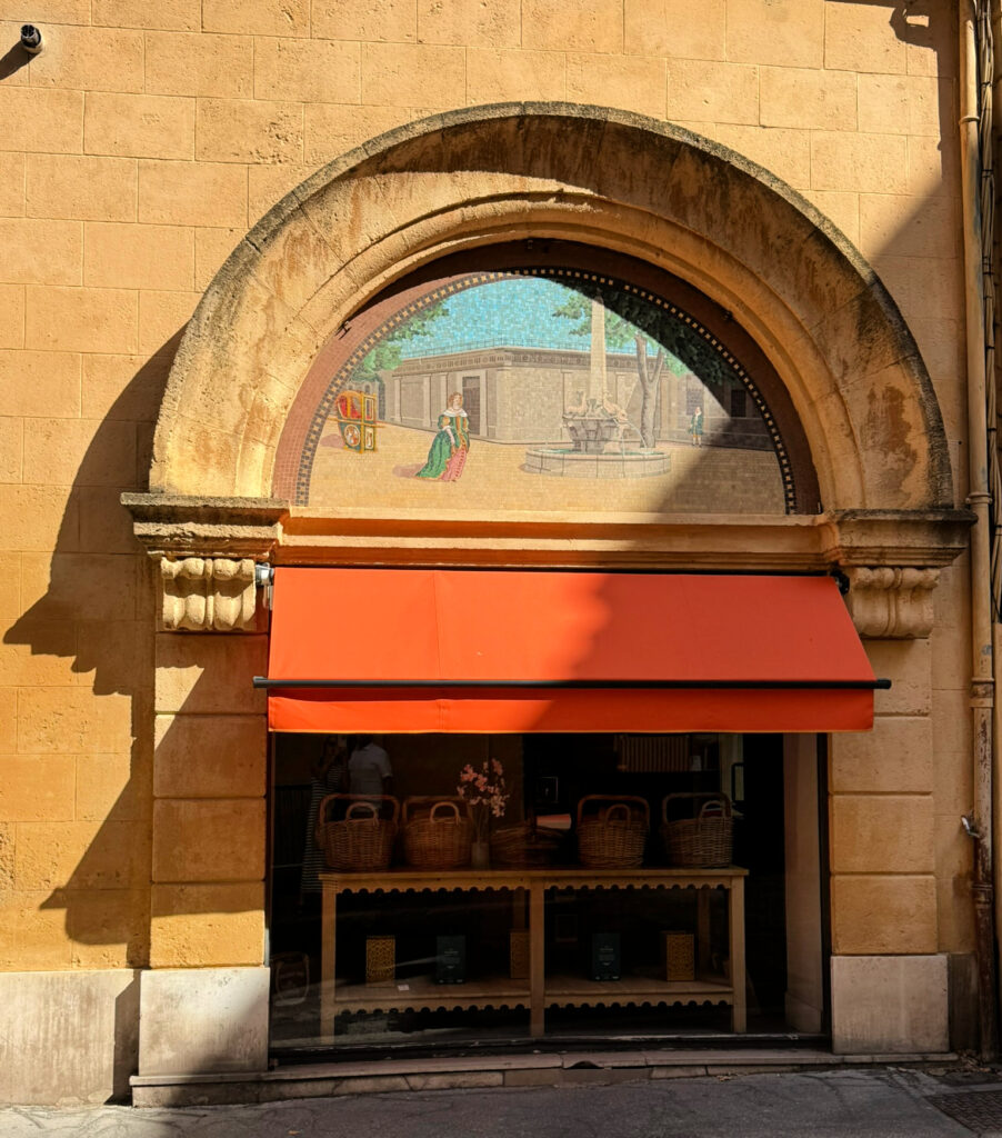 Mural and a shop in Aix-en-Provence