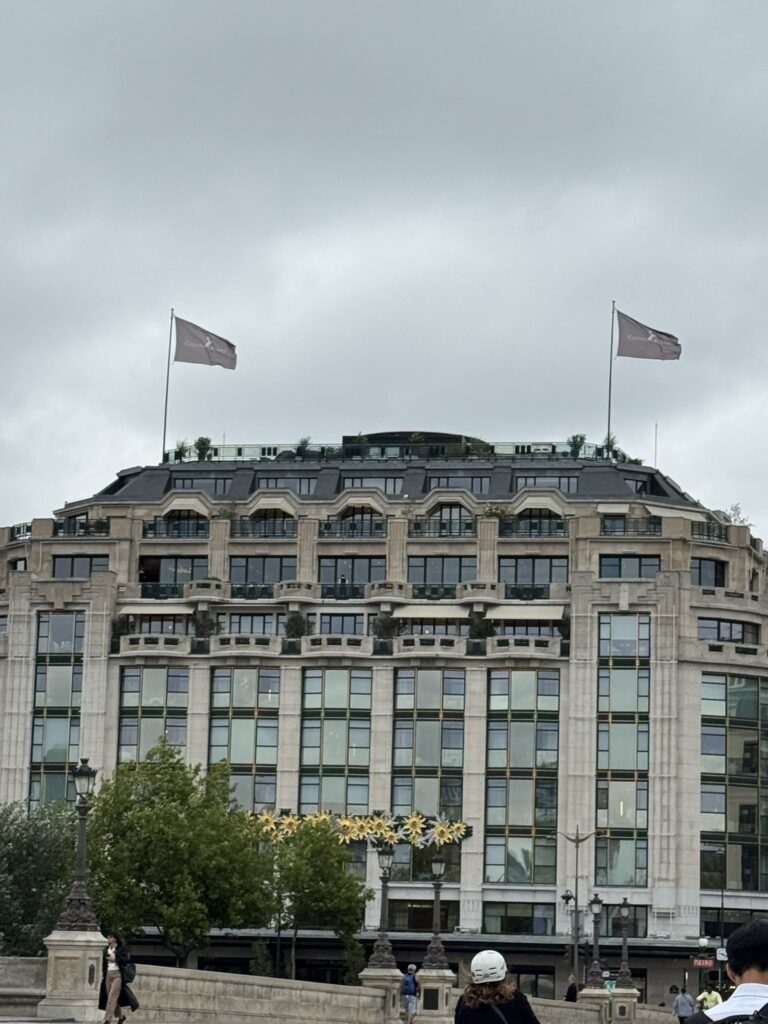 La Samaritaine department store (copyright, gscinparis, LLC)